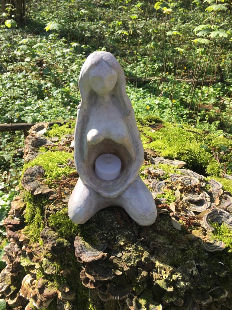 Statuette bougeoir déesse